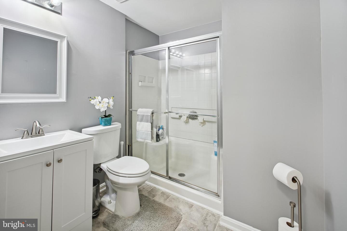 2022 Gov Thomas Bladen Way #102