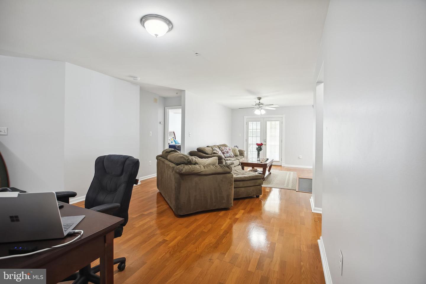 2022 Gov Thomas Bladen Way #102