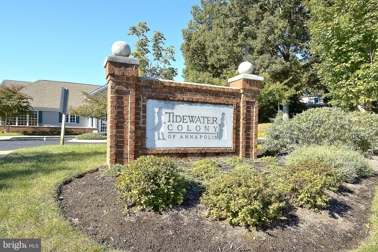 2022 Gov Thomas Bladen Way #102