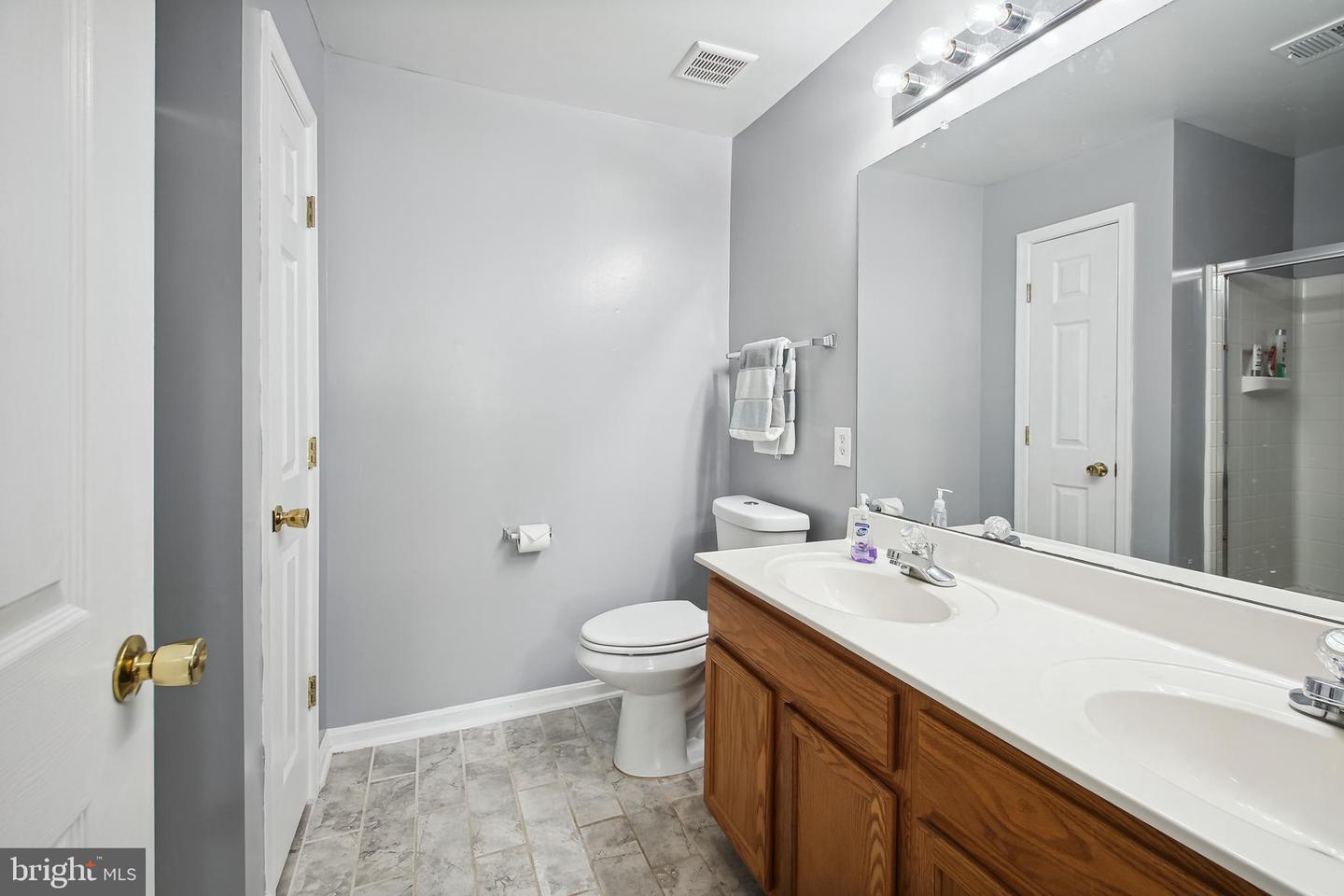 2022 Gov Thomas Bladen Way #102