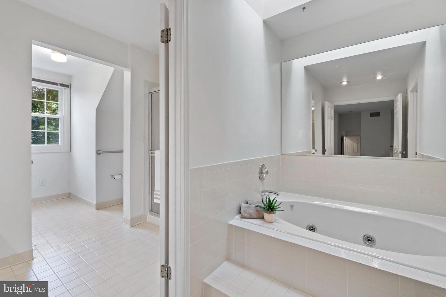 2804 Autumn Chase Run