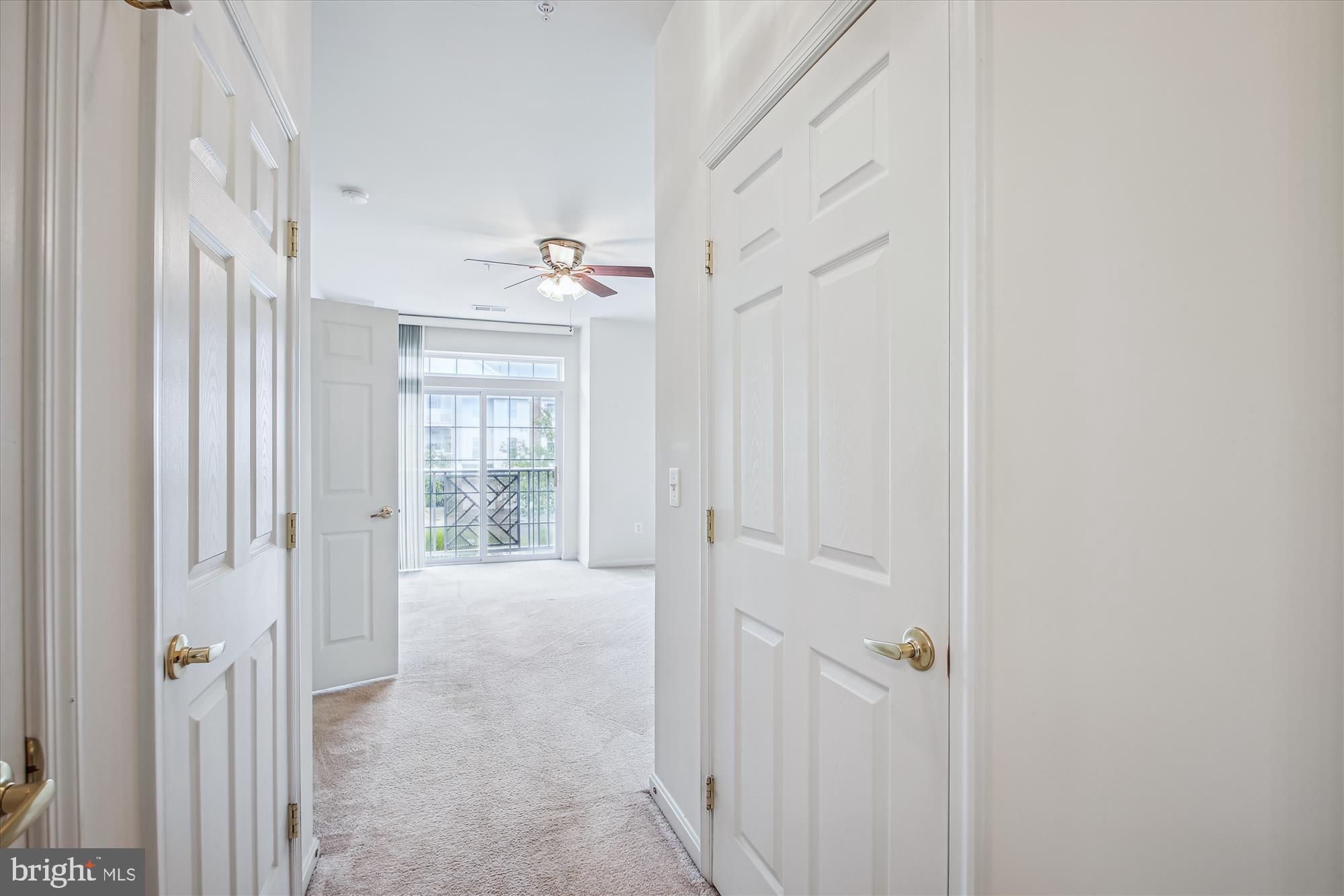 411 Hamlet Club Dr #207