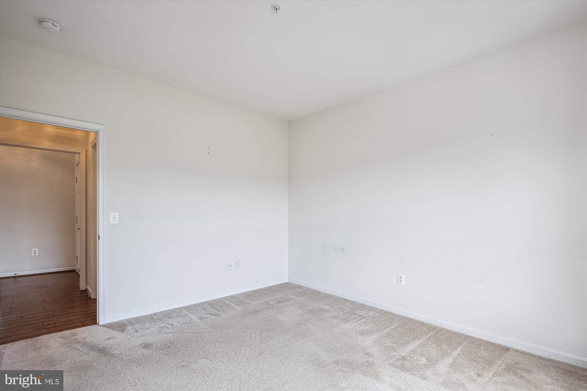 411 Hamlet Club Dr #207