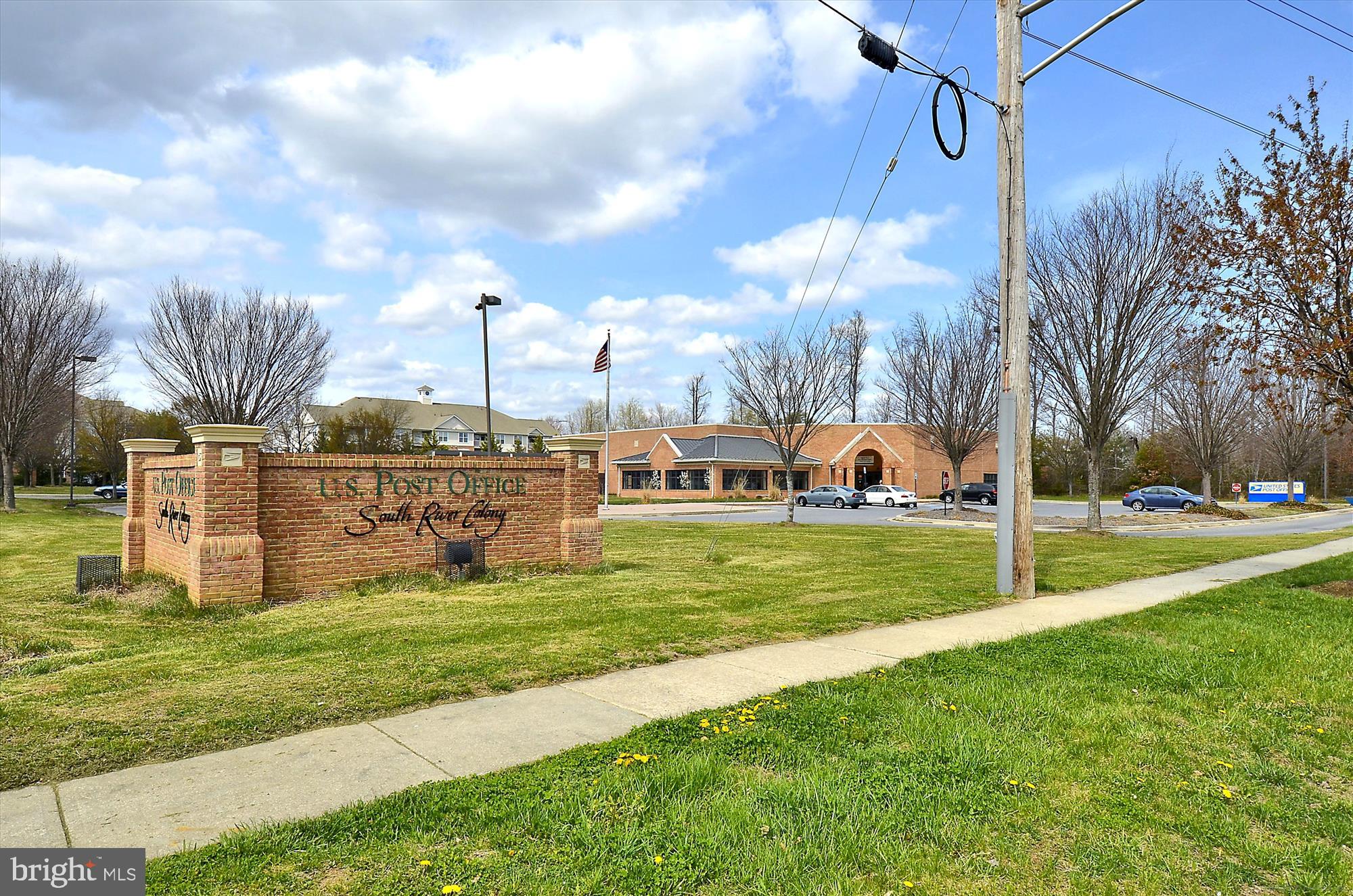 411 Hamlet Club Dr #207