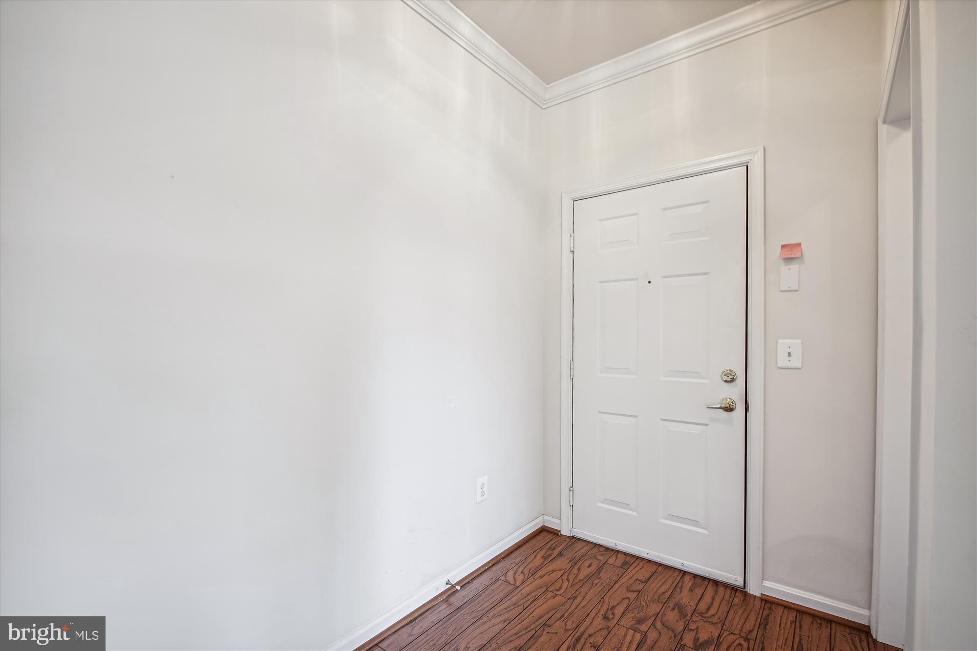 411 Hamlet Club Dr #207