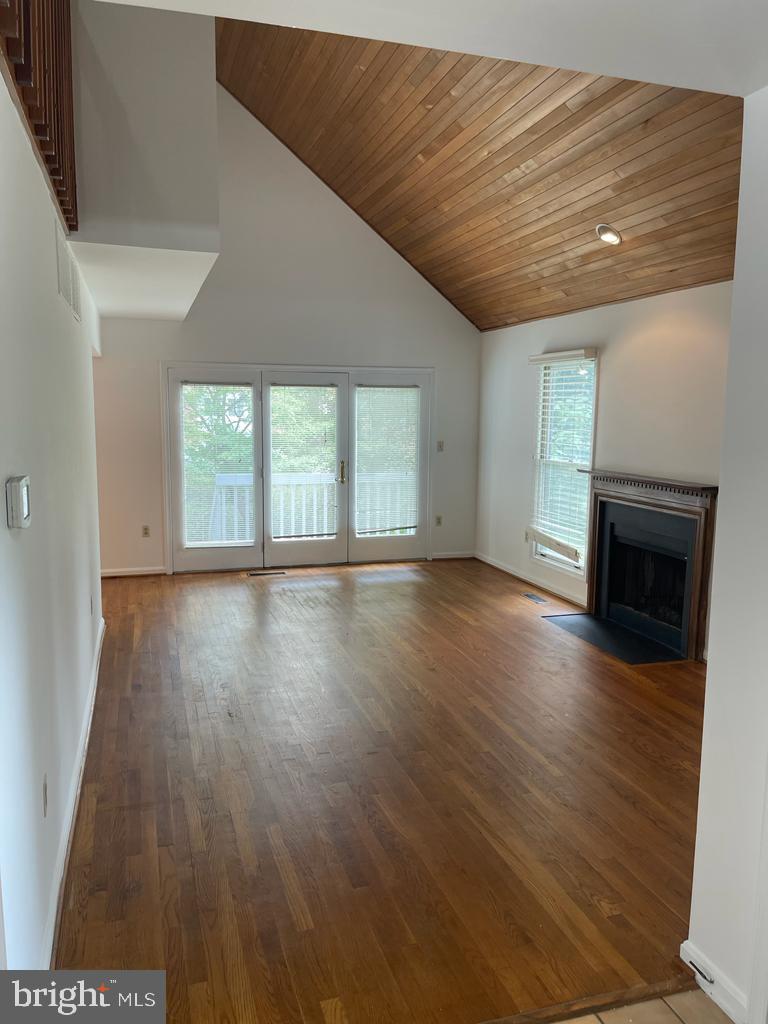 2901 Winters Chase Way