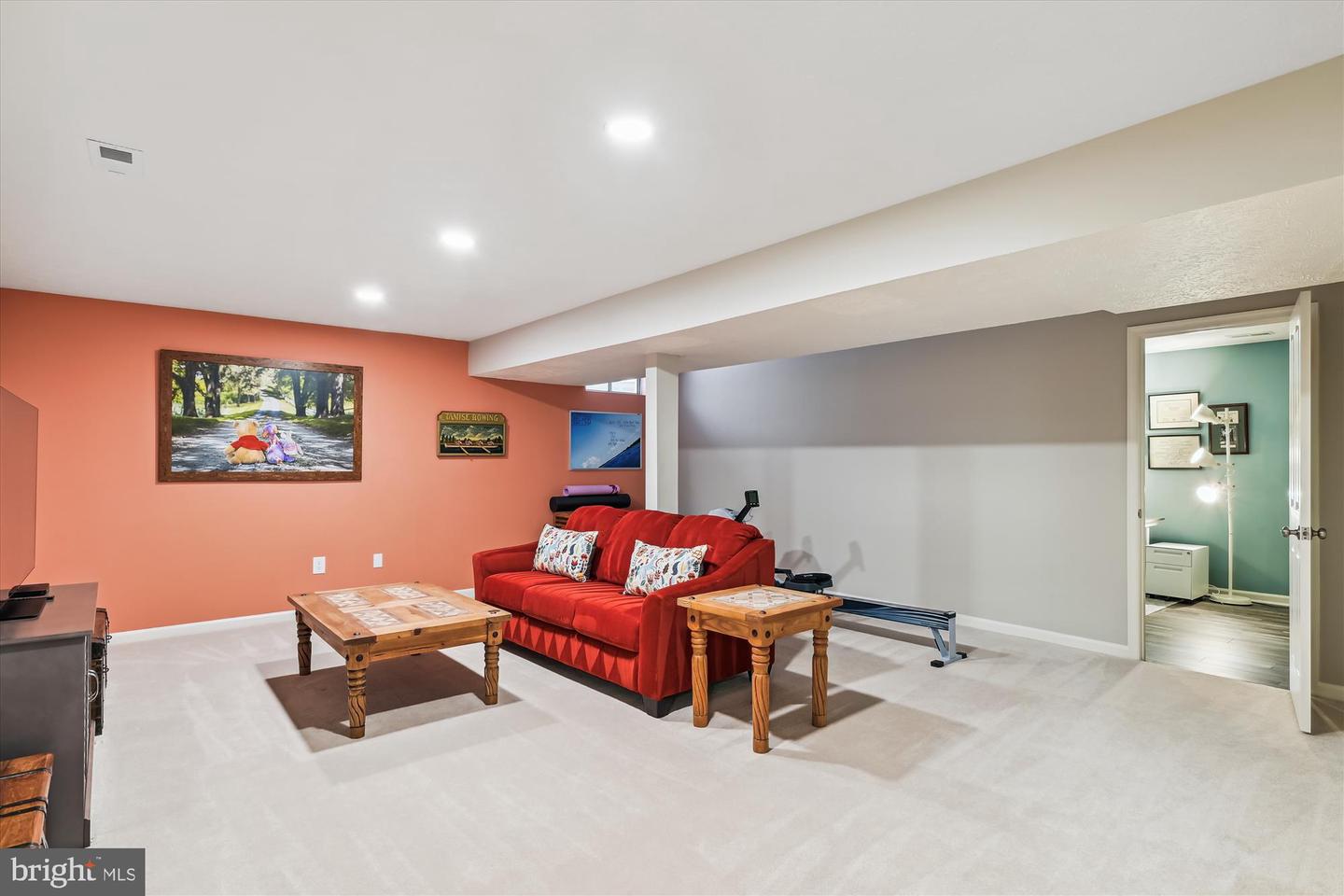 2412 Hightee Ct