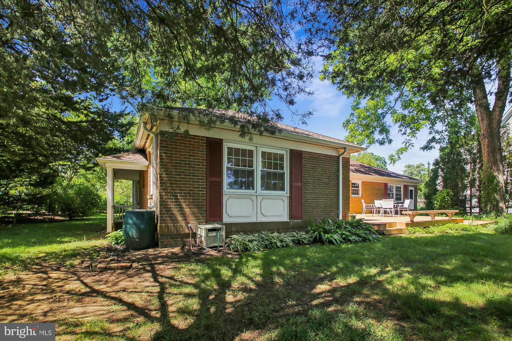 3321 Leritz Ln