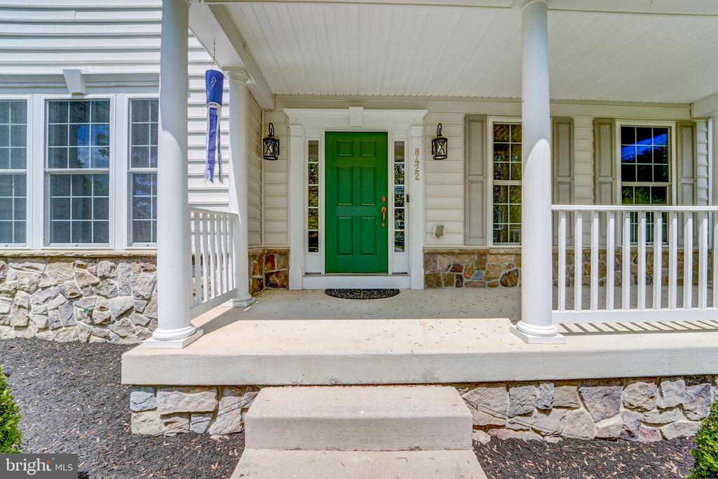 8422 Mortonhall Ct