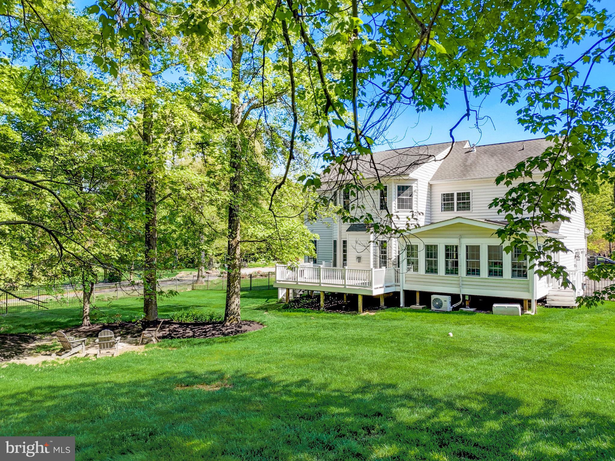 8422 Mortonhall Ct