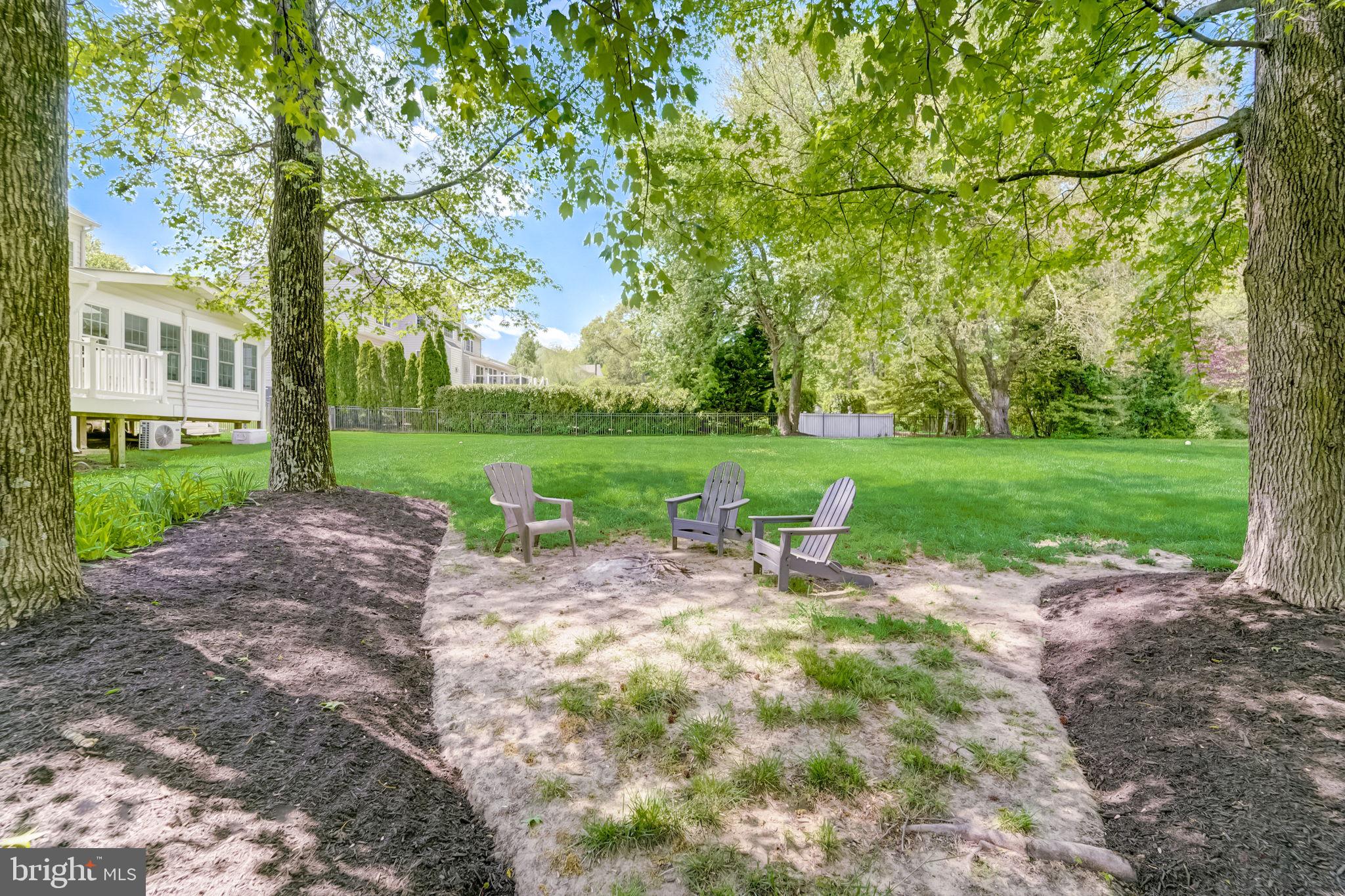 8422 Mortonhall Ct