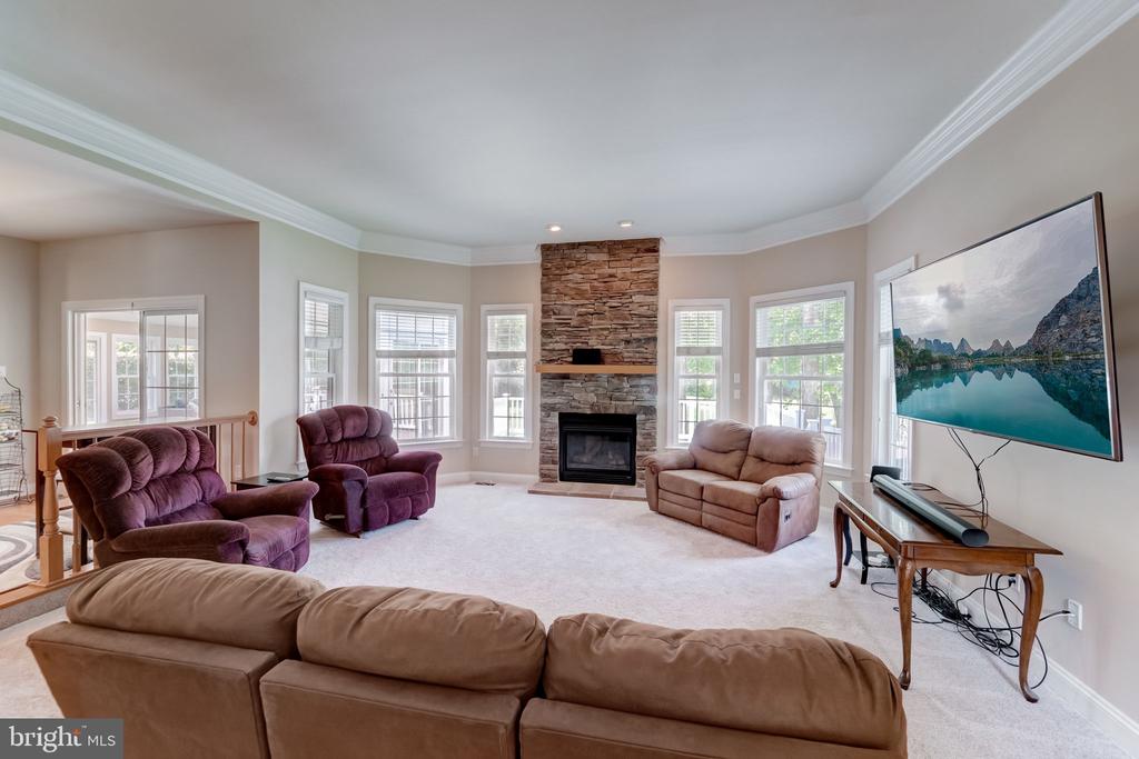 8422 Mortonhall Ct