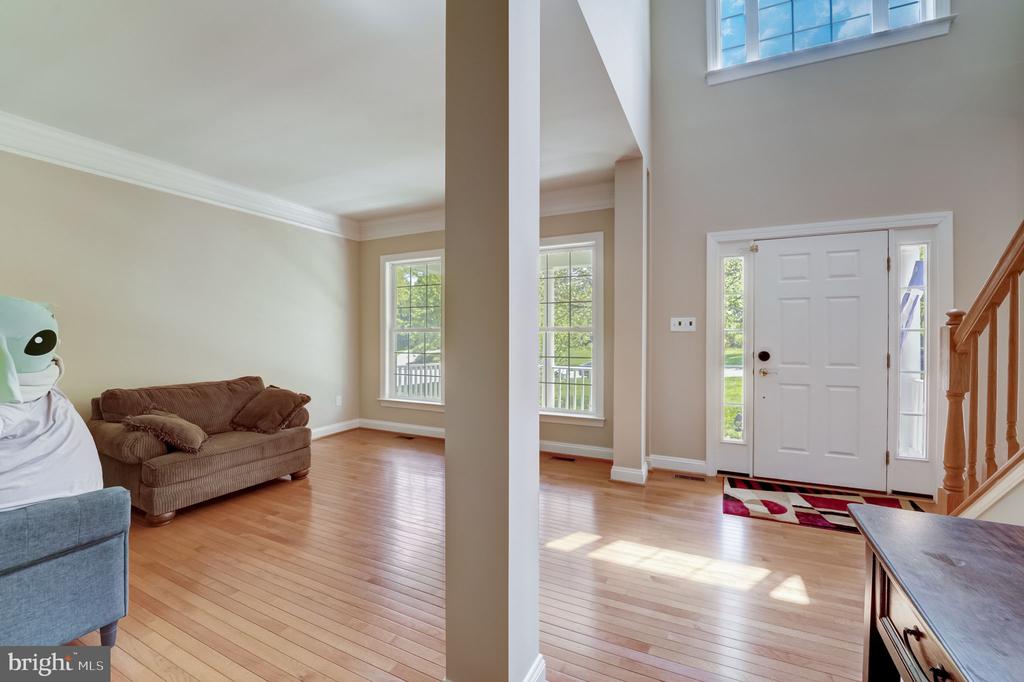 8422 Mortonhall Ct