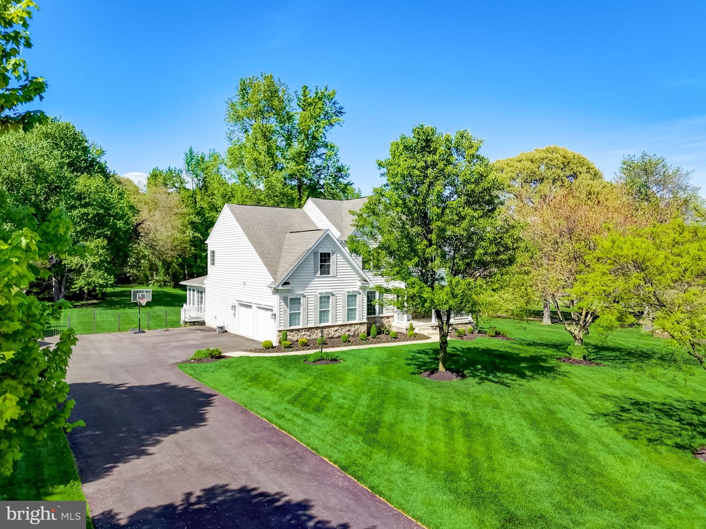 8422 Mortonhall Ct