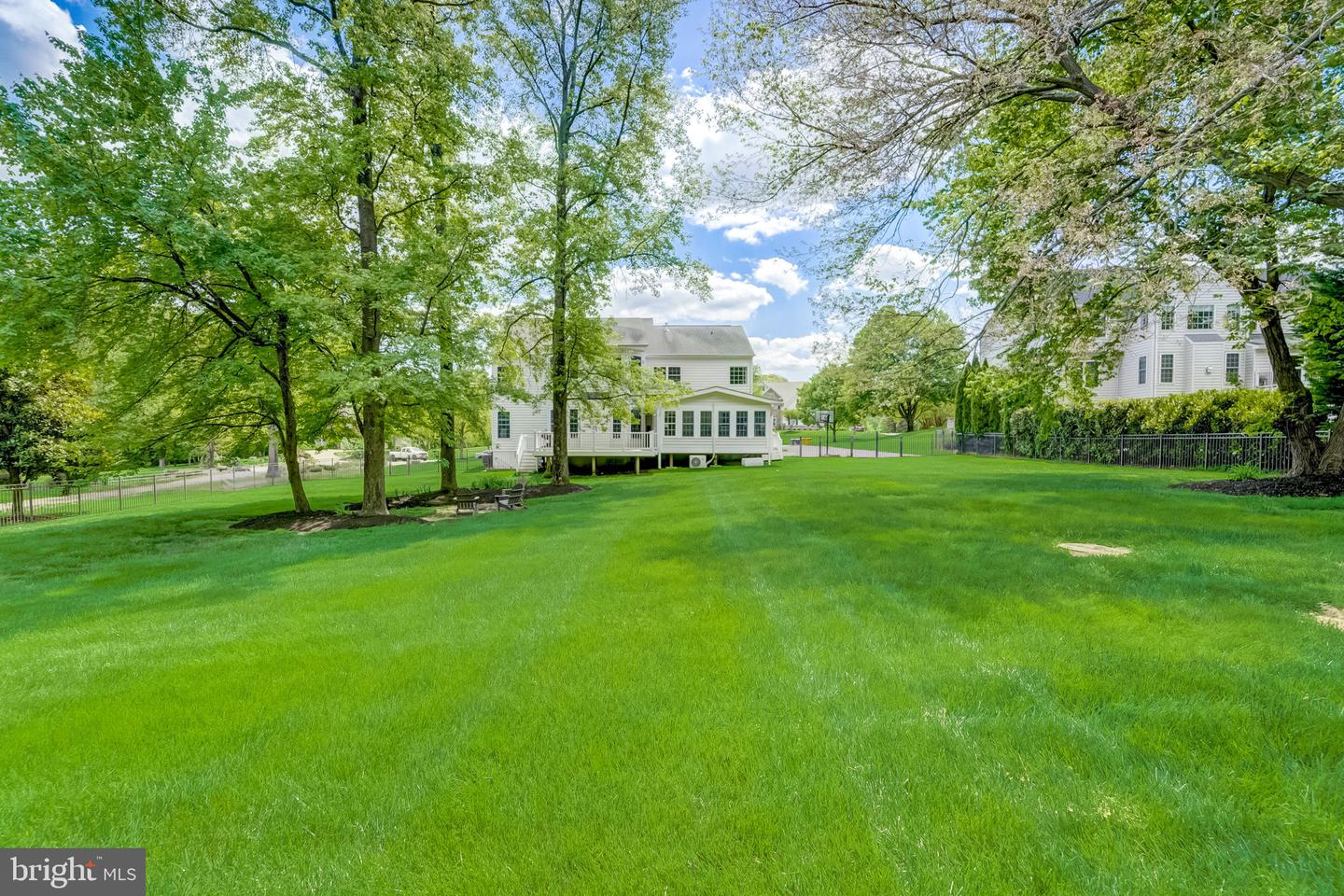 8422 Mortonhall Ct
