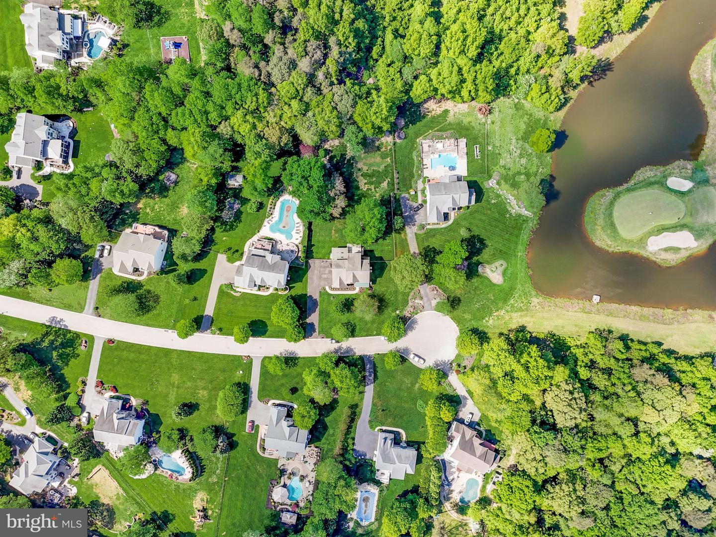 8422 Mortonhall Ct