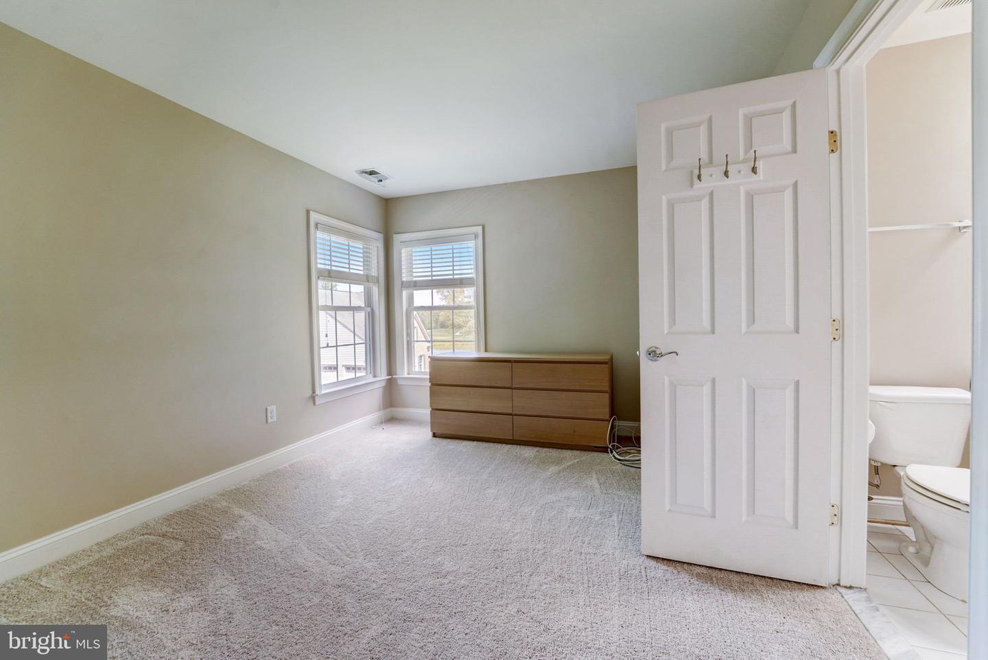 8422 Mortonhall Ct