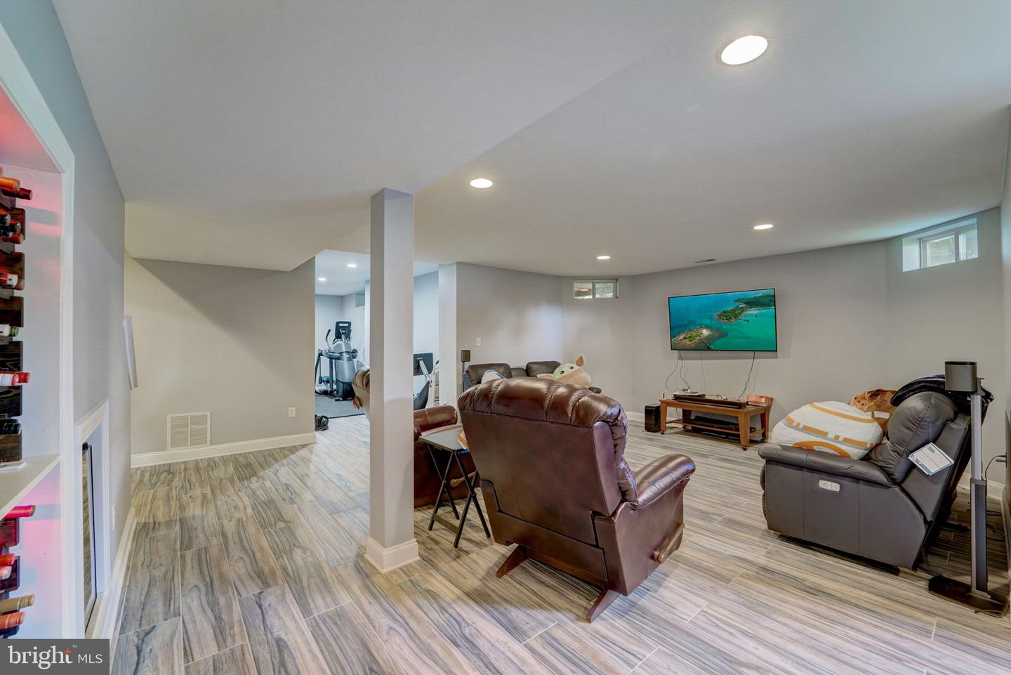 8422 Mortonhall Ct
