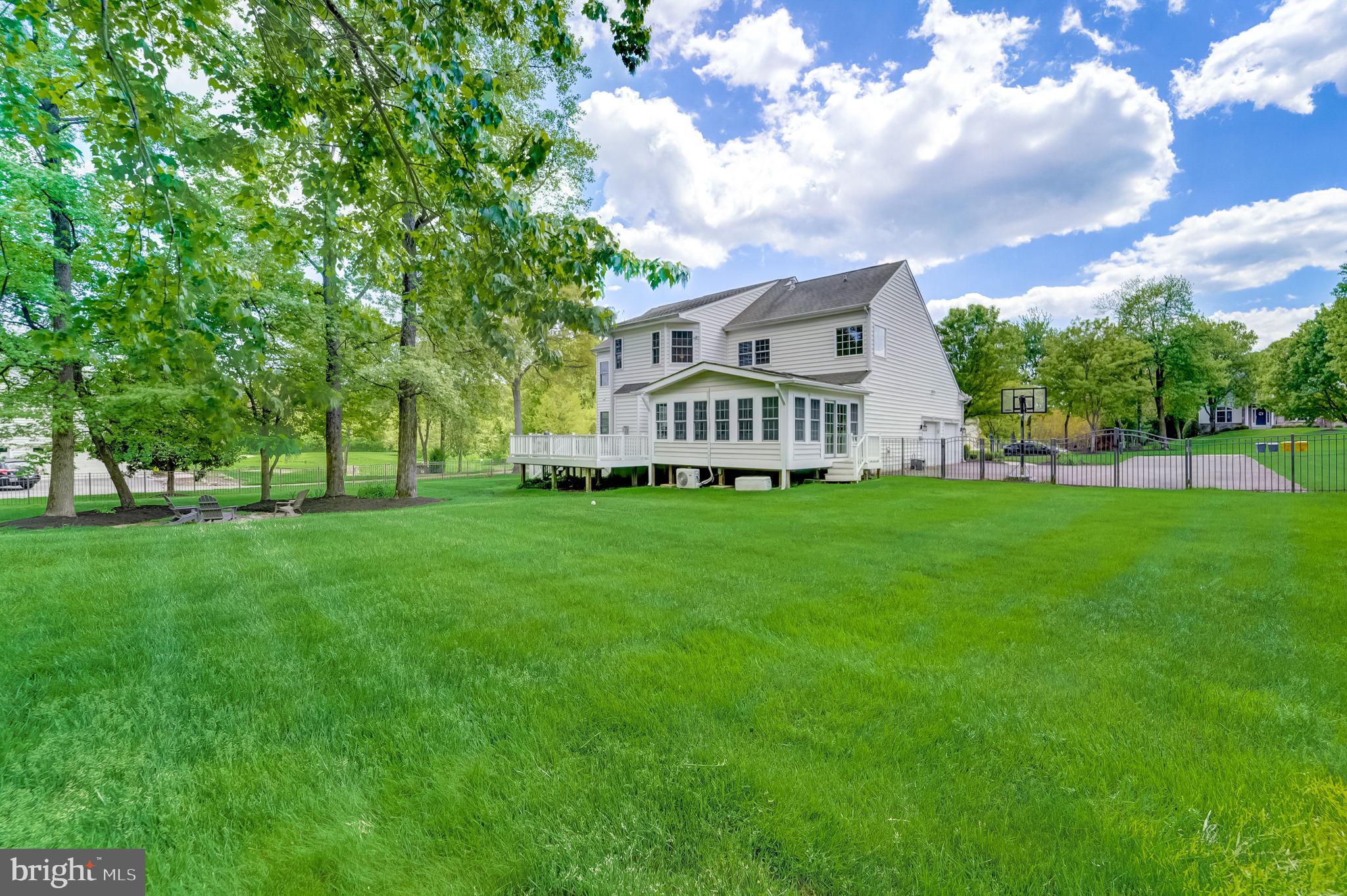 8422 Mortonhall Ct