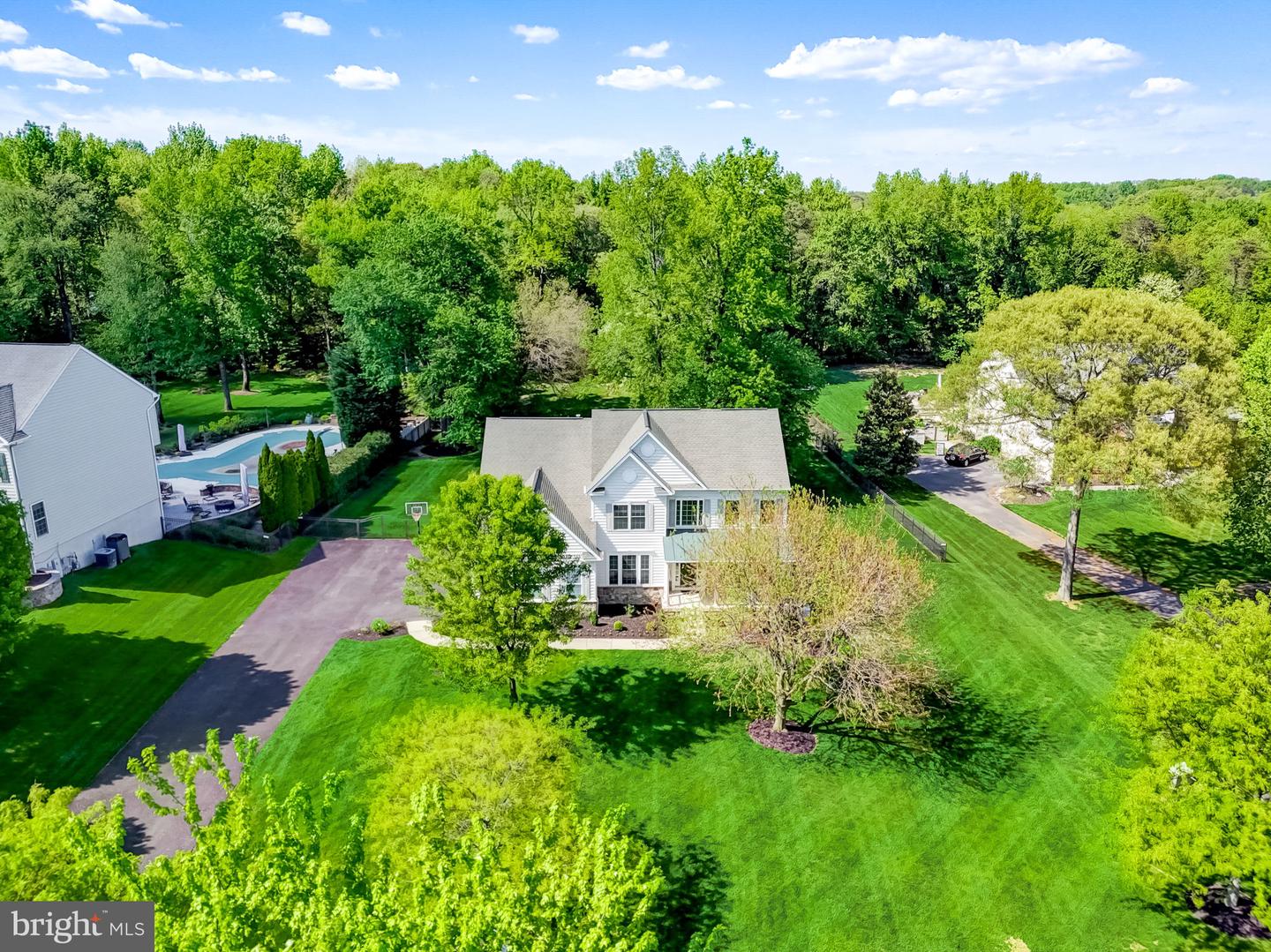 8422 Mortonhall Ct