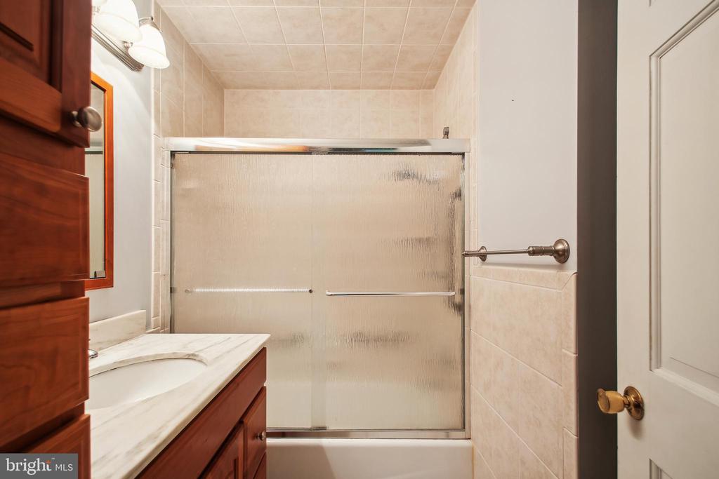 491 Old Orchard Cir