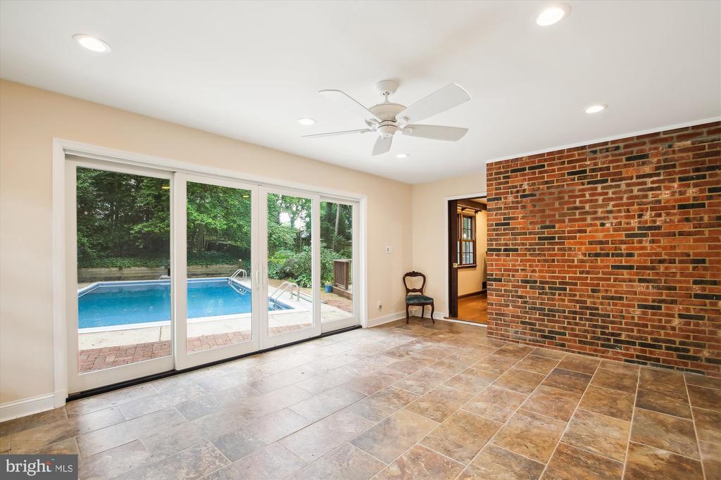 491 Old Orchard Cir