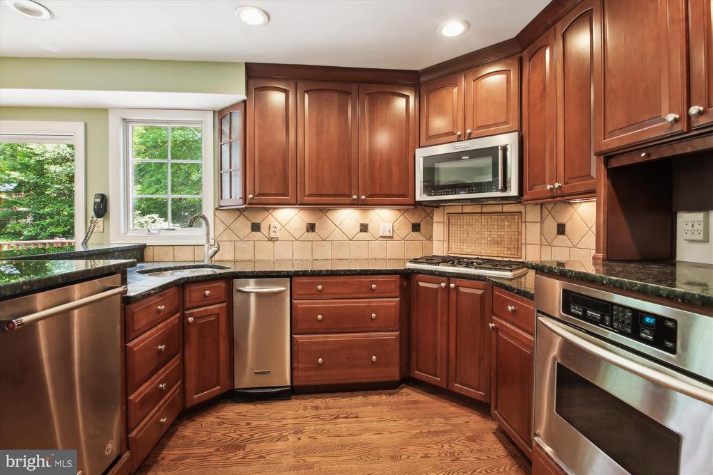 491 Old Orchard Cir