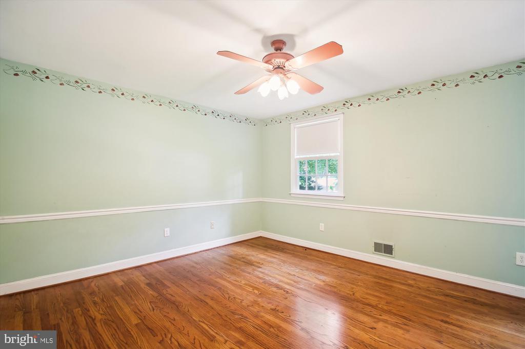 491 Old Orchard Cir