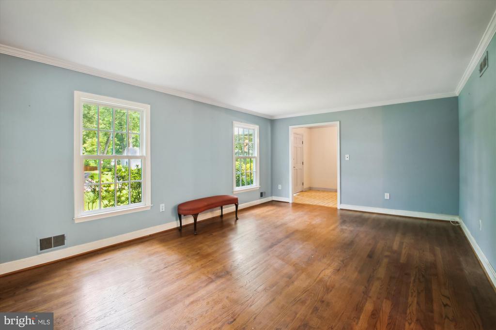 491 Old Orchard Cir