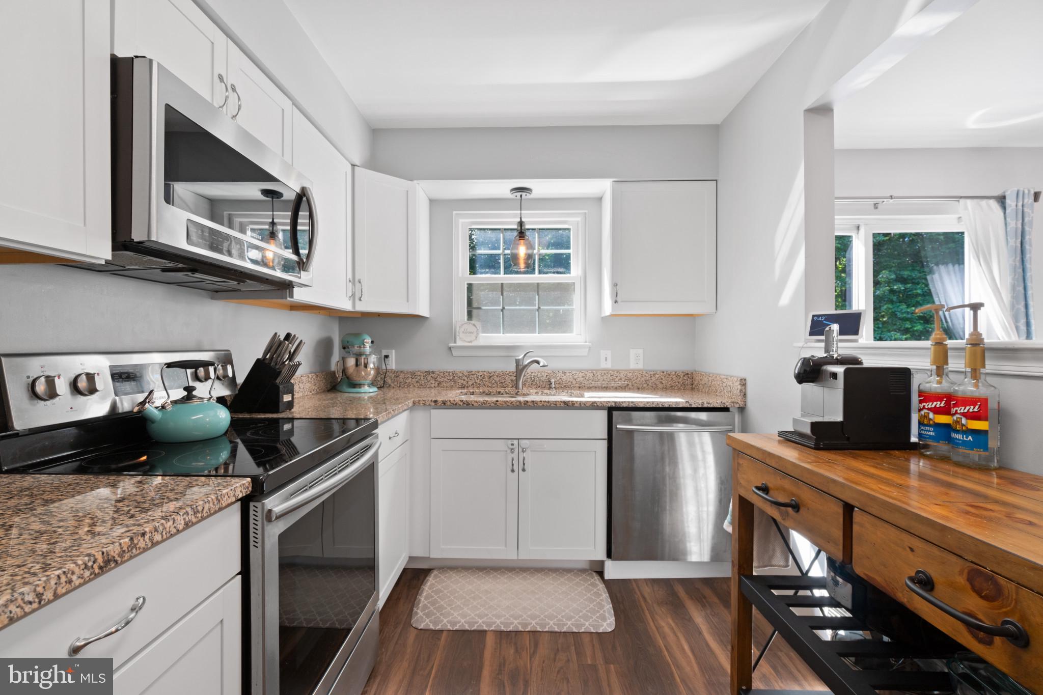 1211 Martha Greenleaf Dr