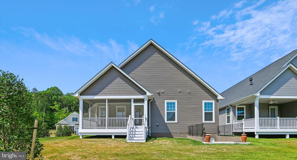 1203 Oleander Way