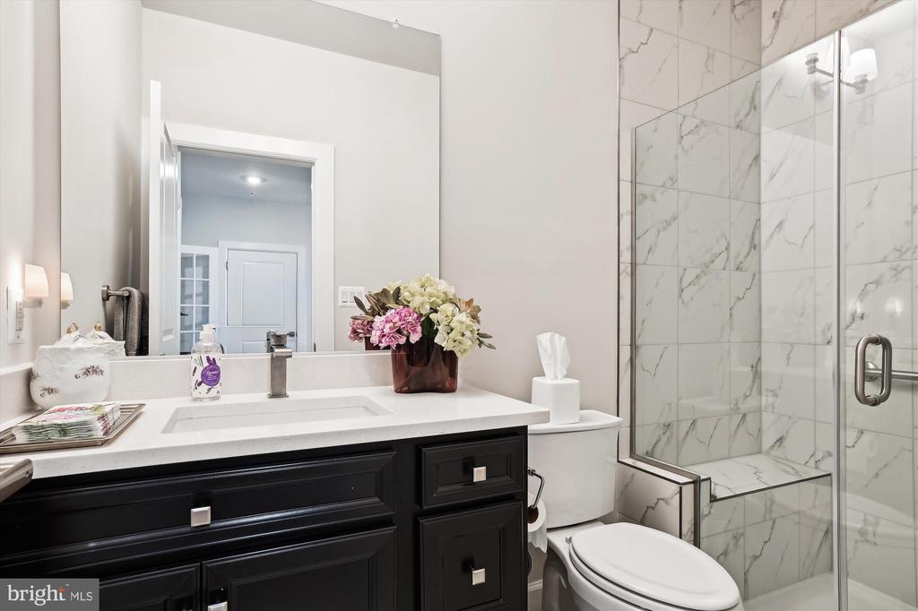 1203 Oleander Way