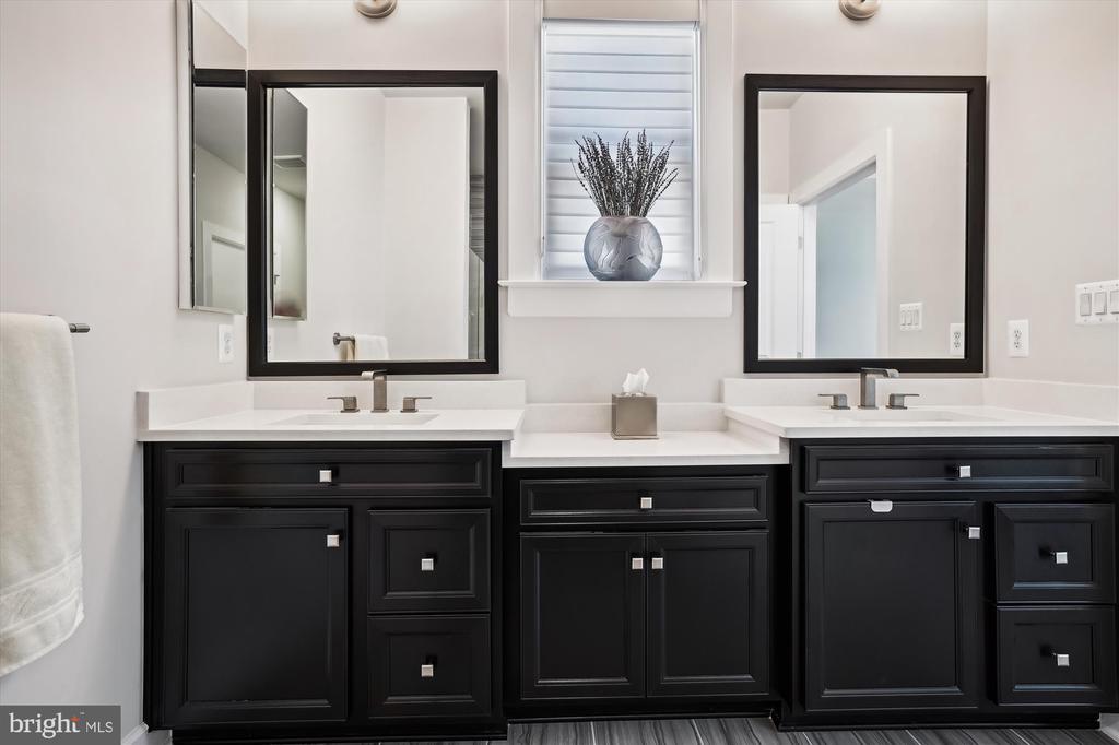 1203 Oleander Way