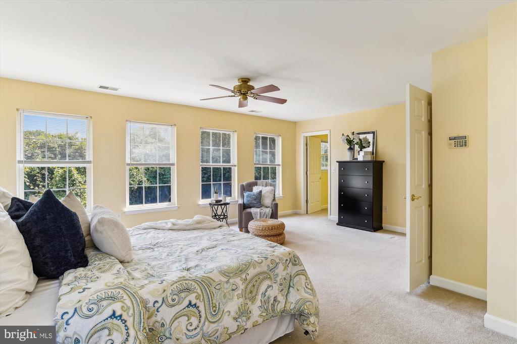 2687 Carrollton Rd