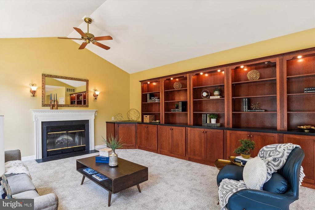 2687 Carrollton Rd