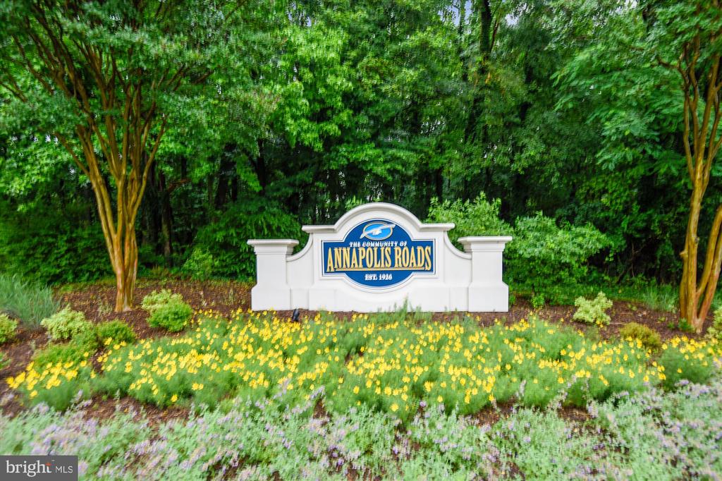 2687 Carrollton Rd