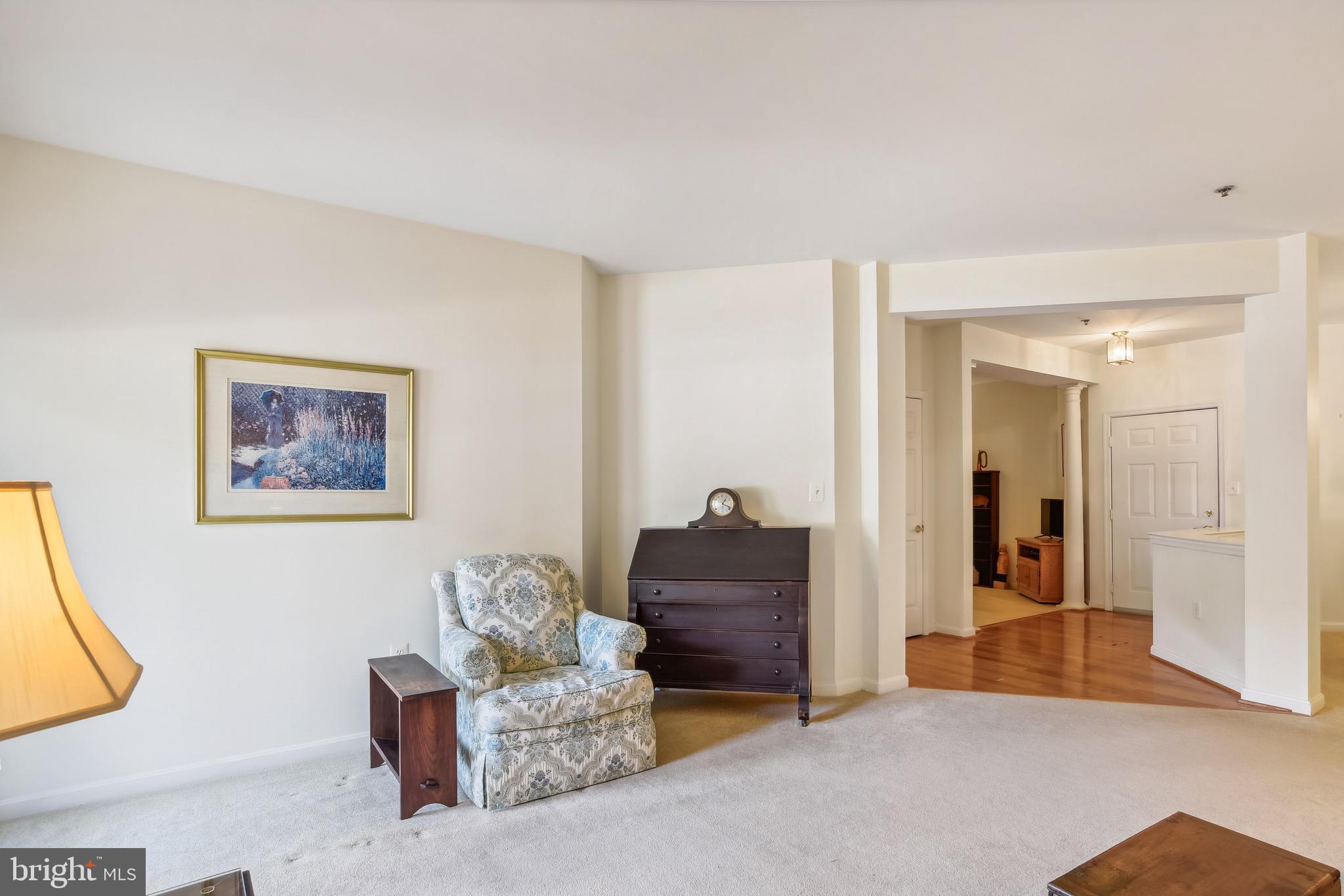 805 Coxswain Way #102