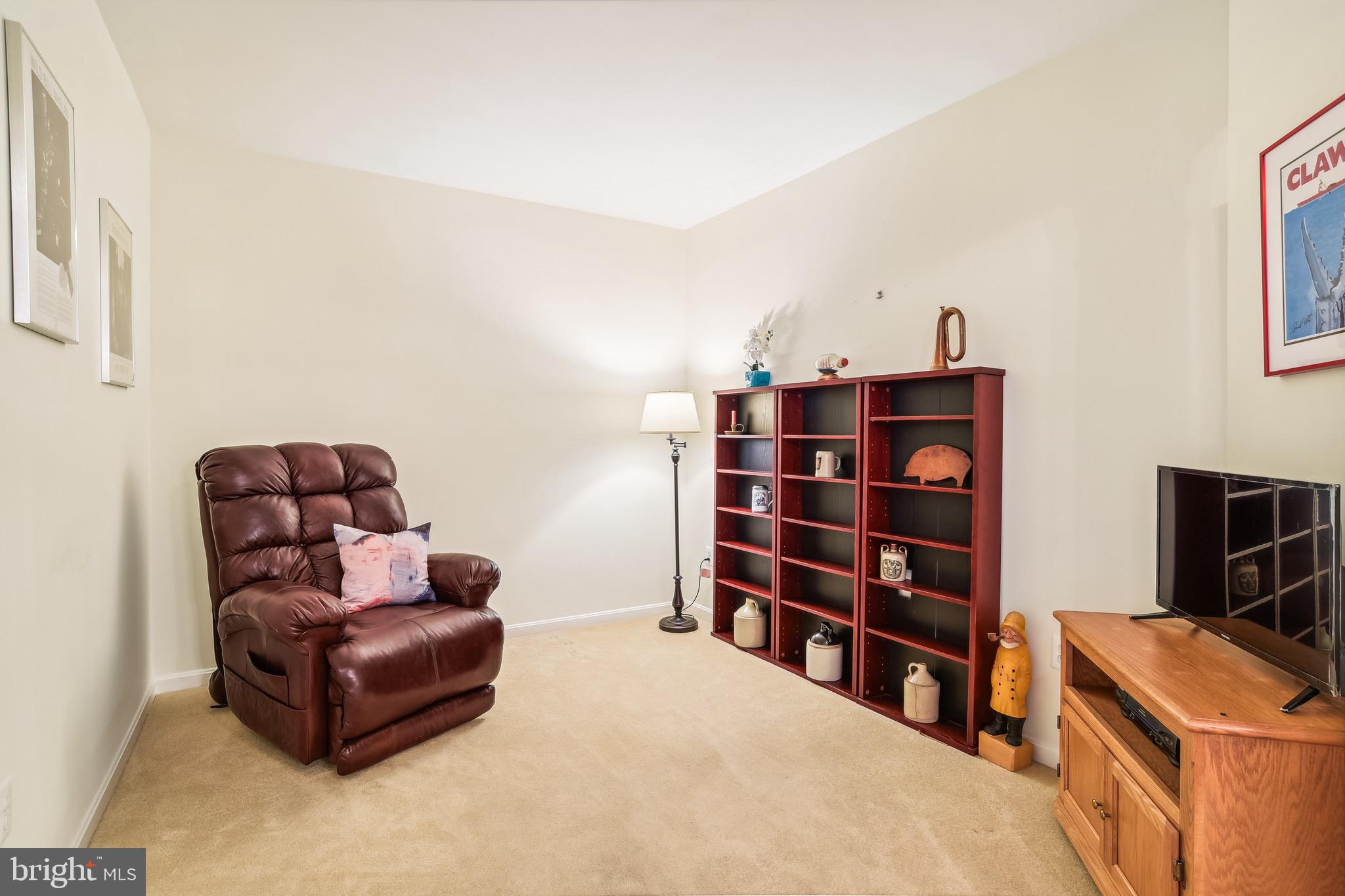 805 Coxswain Way #102