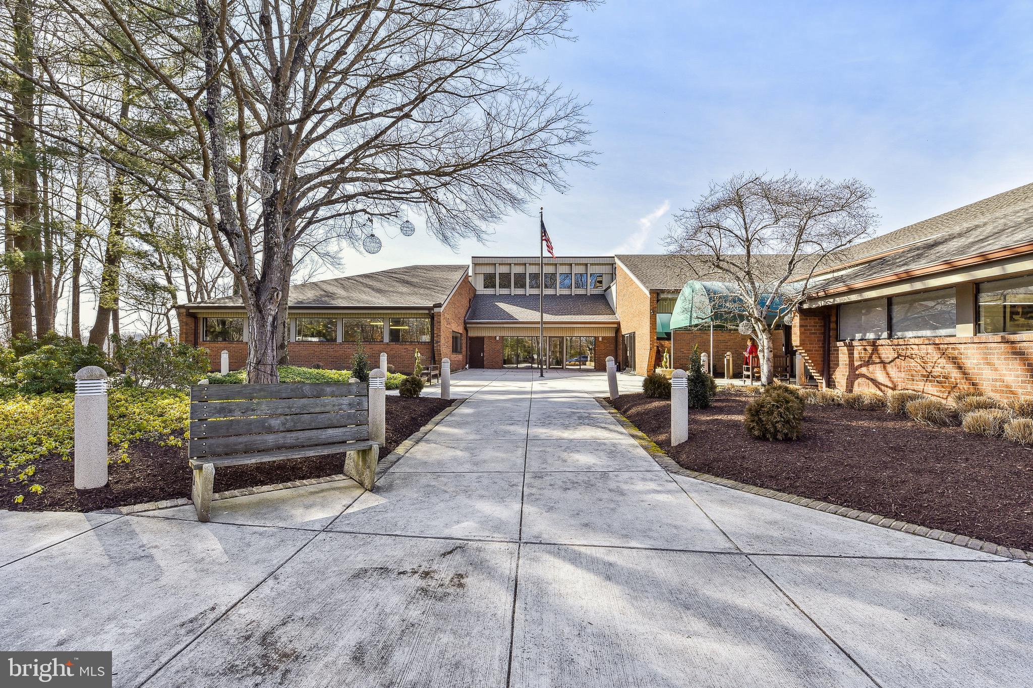 805 Coxswain Way #102