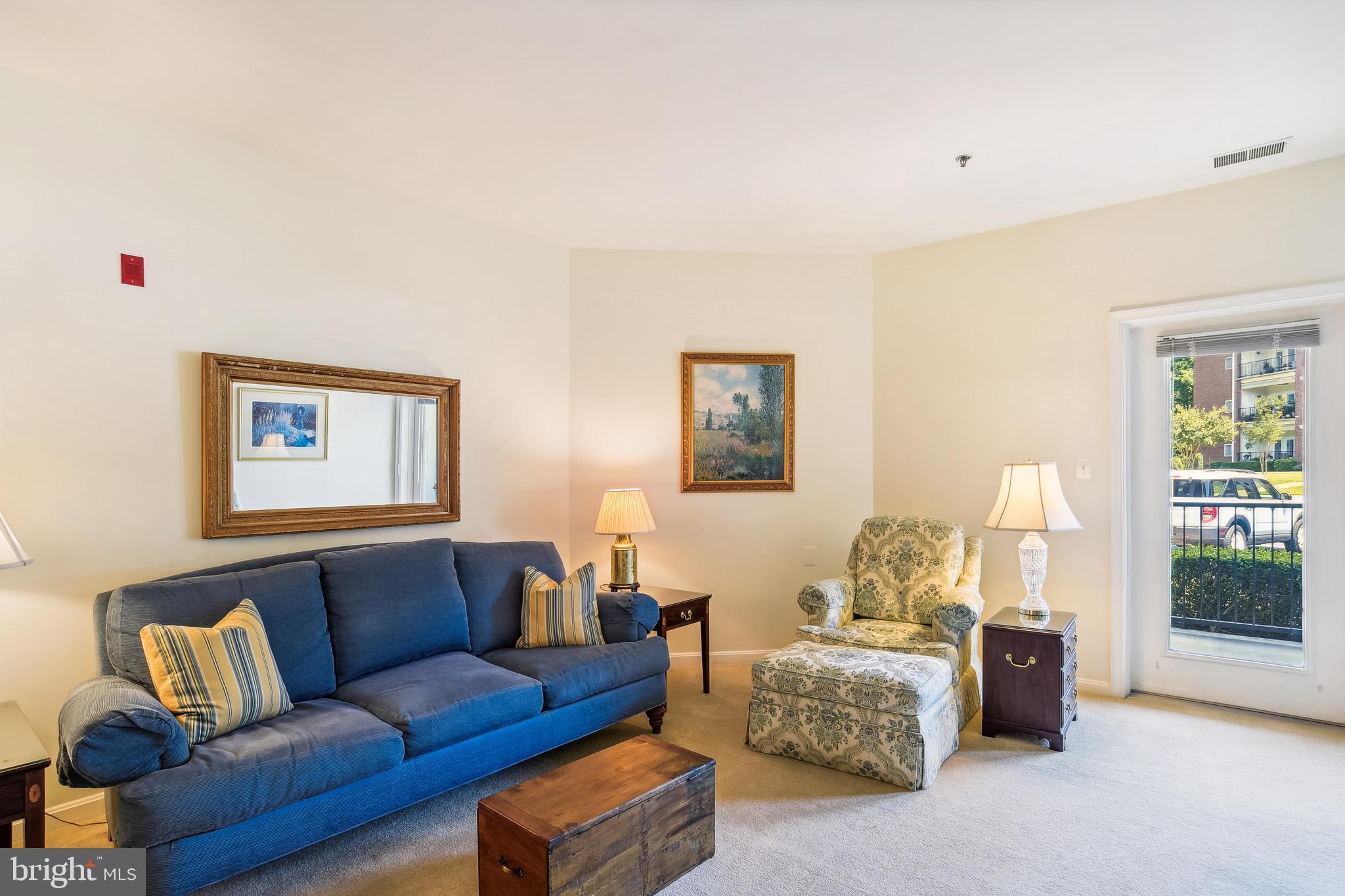 805 Coxswain Way #102