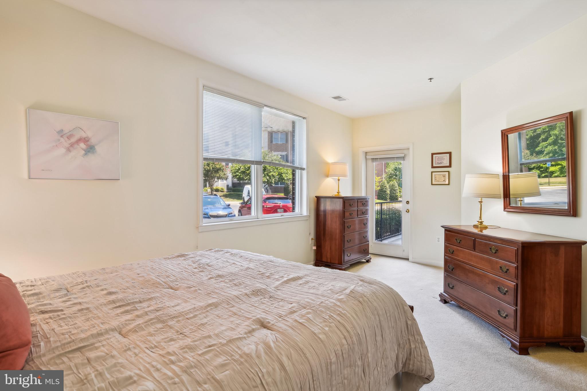 805 Coxswain Way #102