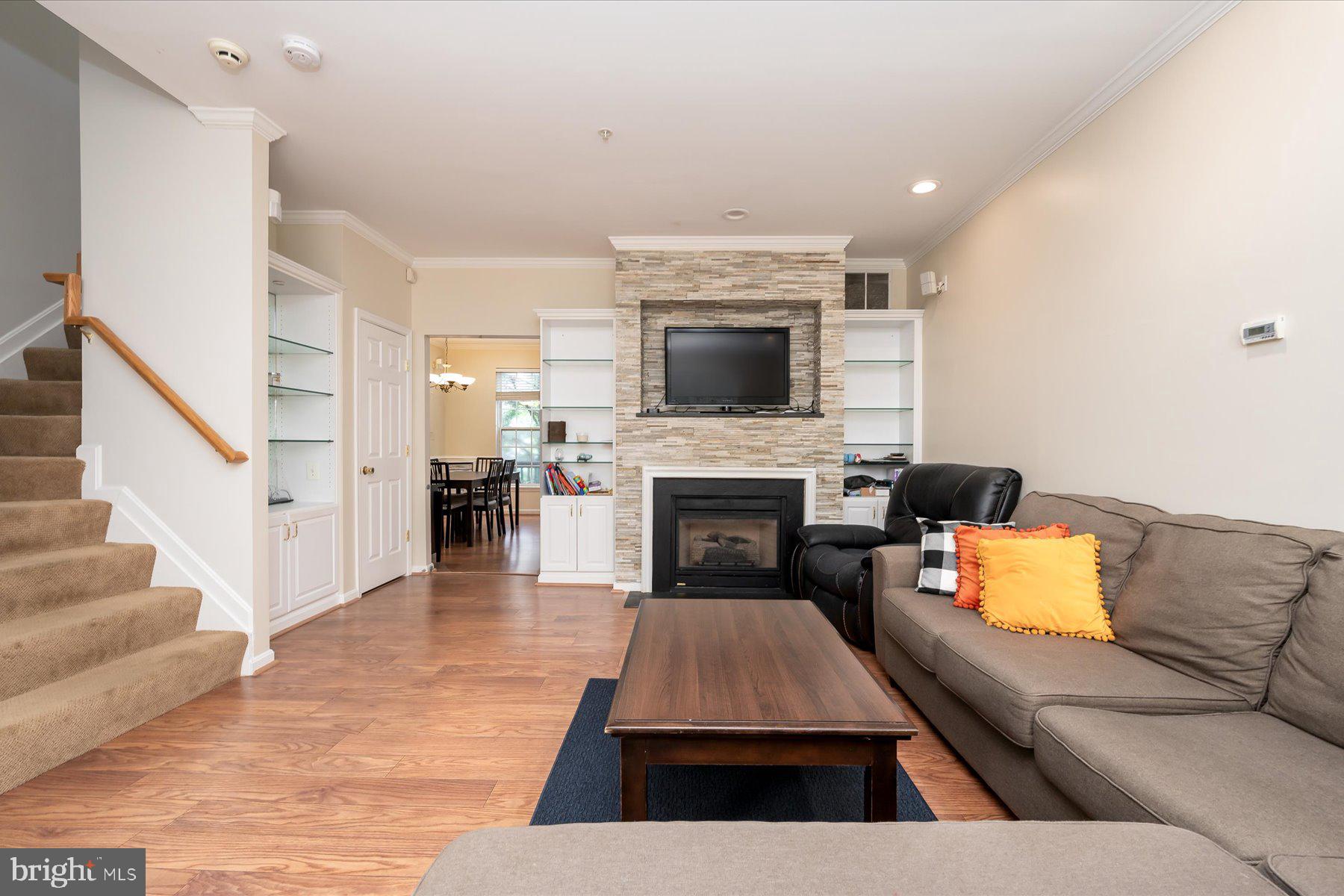 77 HARBOUR HEIGHTS DR #77