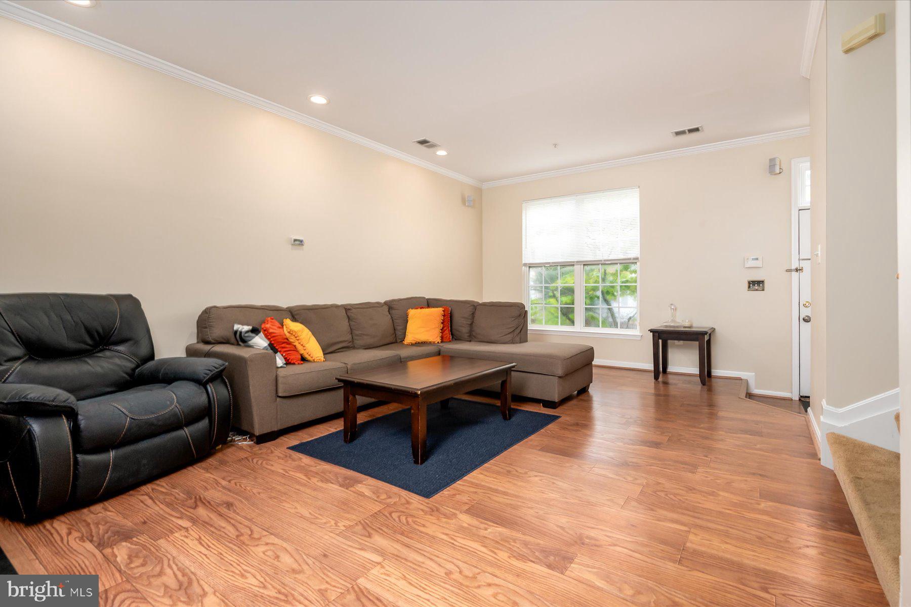 77 HARBOUR HEIGHTS DR #77