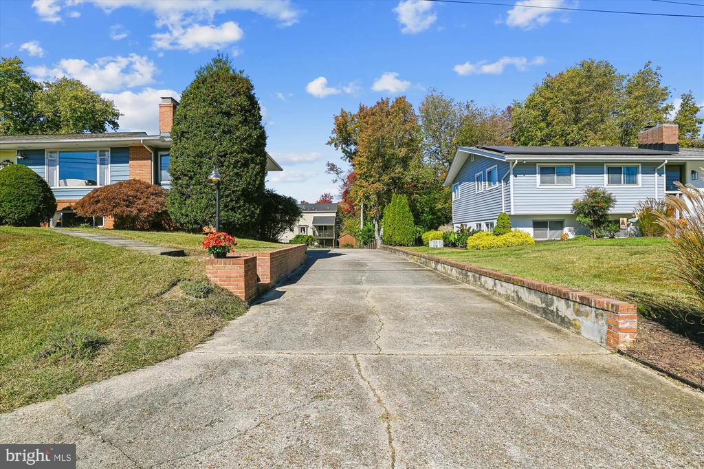 110 Green Spring Dr