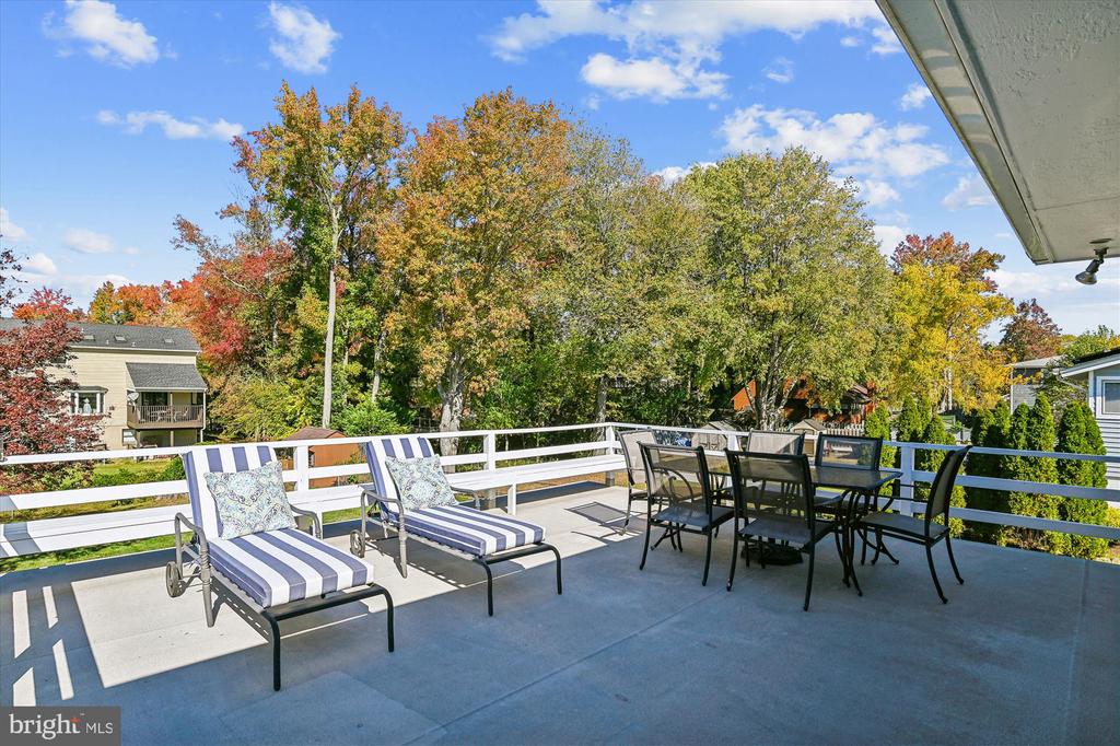 110 Green Spring Dr