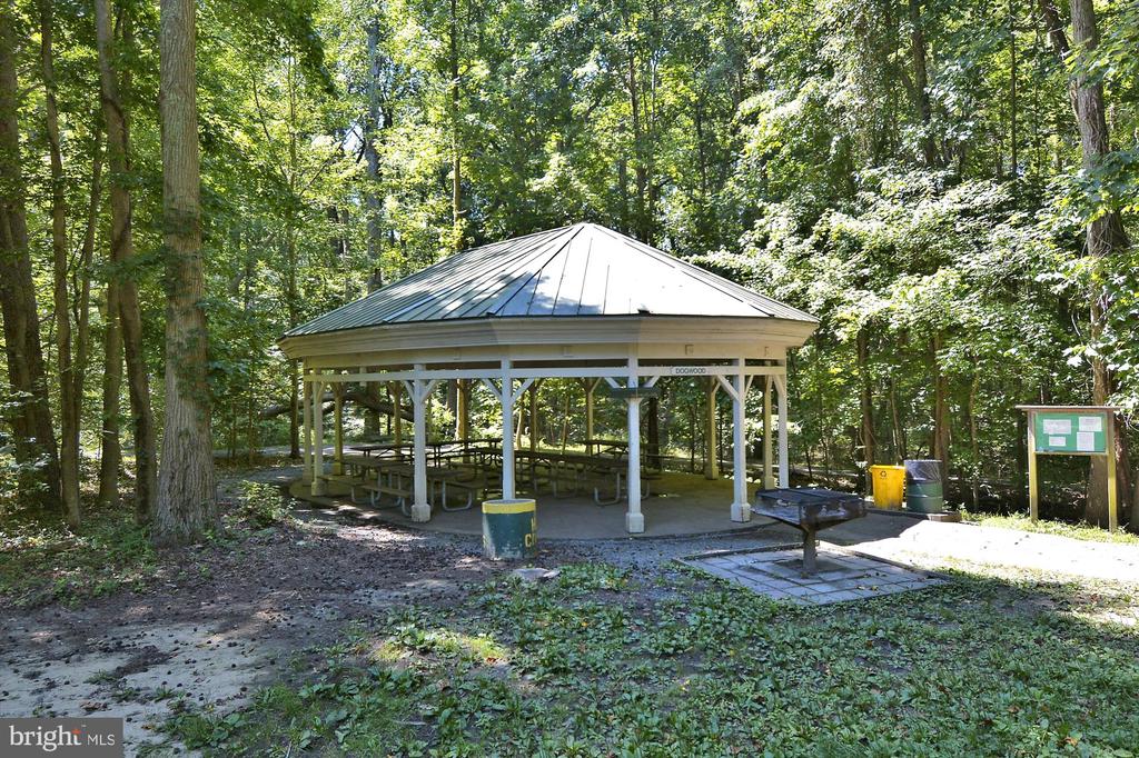 110 Green Spring Dr