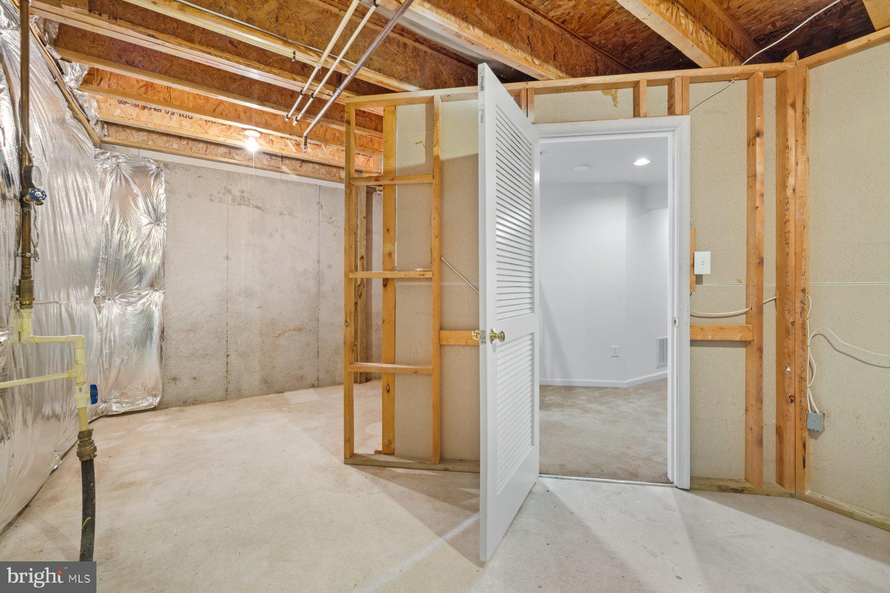 2868 Shallow Stream Way