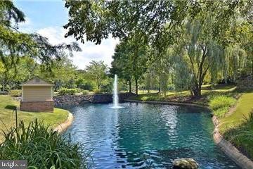 2868 Shallow Stream Way