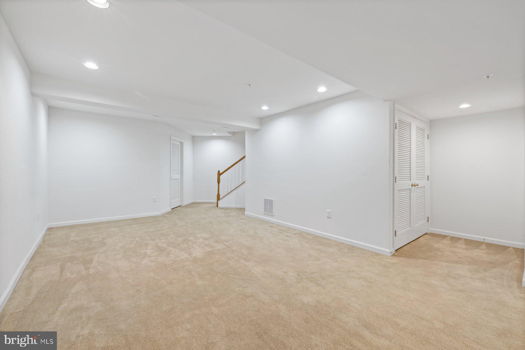 2868 Shallow Stream Way