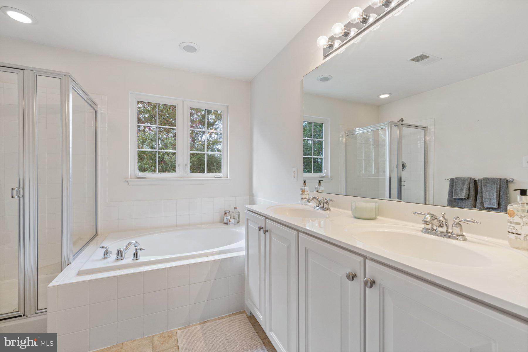 2868 Shallow Stream Way